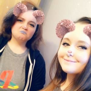 Meet your Posher, Danielle